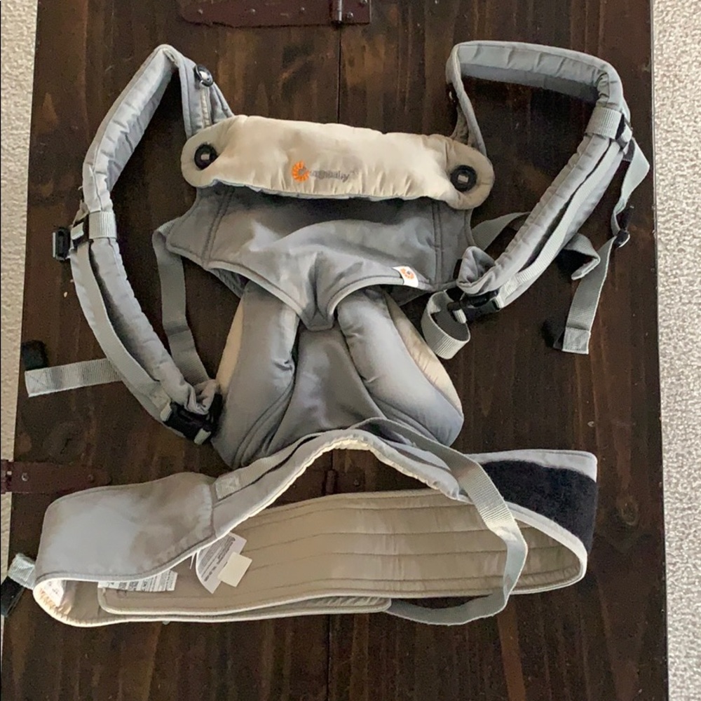 Ergo Baby 360 - grey